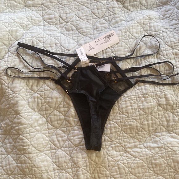 Lise charmel strappy nouvel Eros thong - Picture 7 of 7